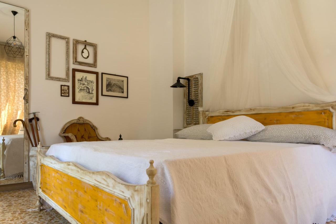 La Casa Di Elda Lägenhet Dolceacqua Exteriör bild